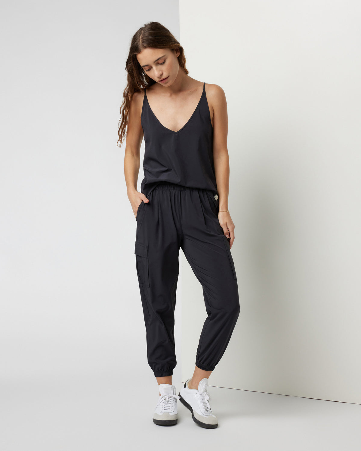 Villa Cargo Jogger Women's Black Cargo Jogger Pants | Vuori outlet - US 2070