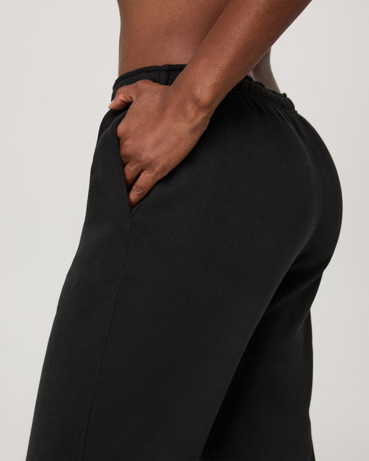Women's Restore Classic Sweatpant - Short Washed Black | Vuori sale - US 3765