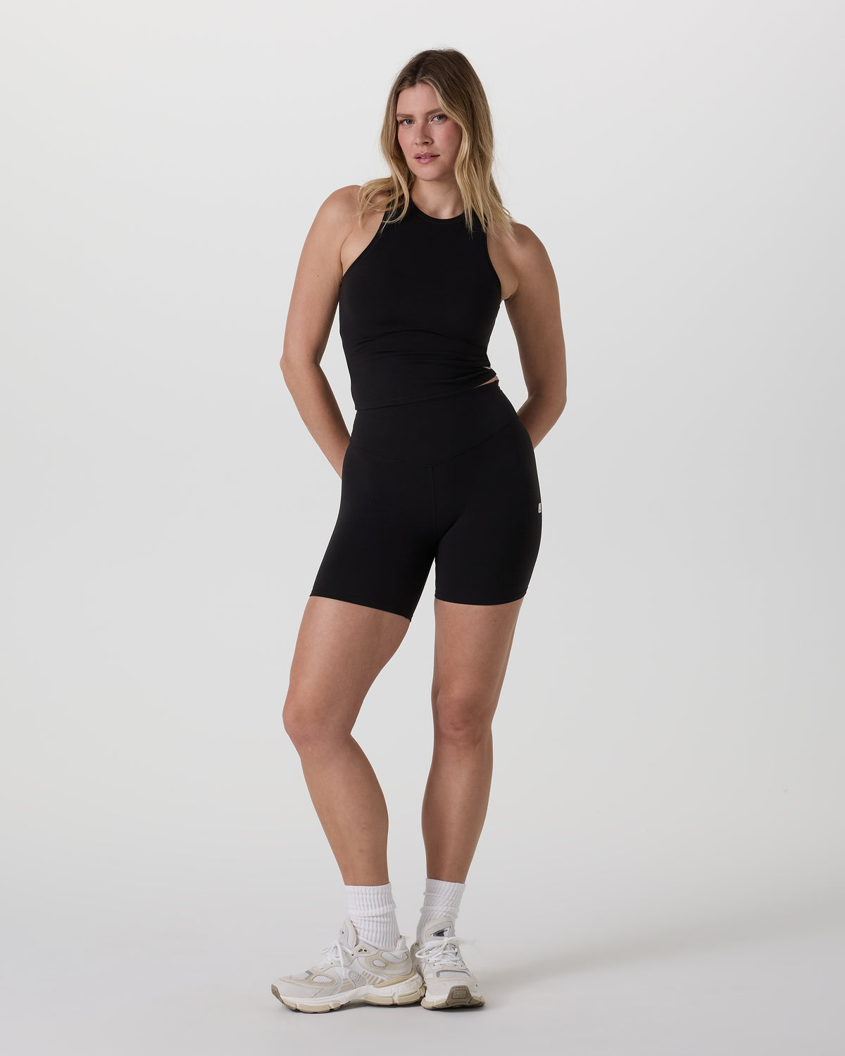Vuori AllTheFeels Crew Tank Black | Vuori outlet - US 3319
