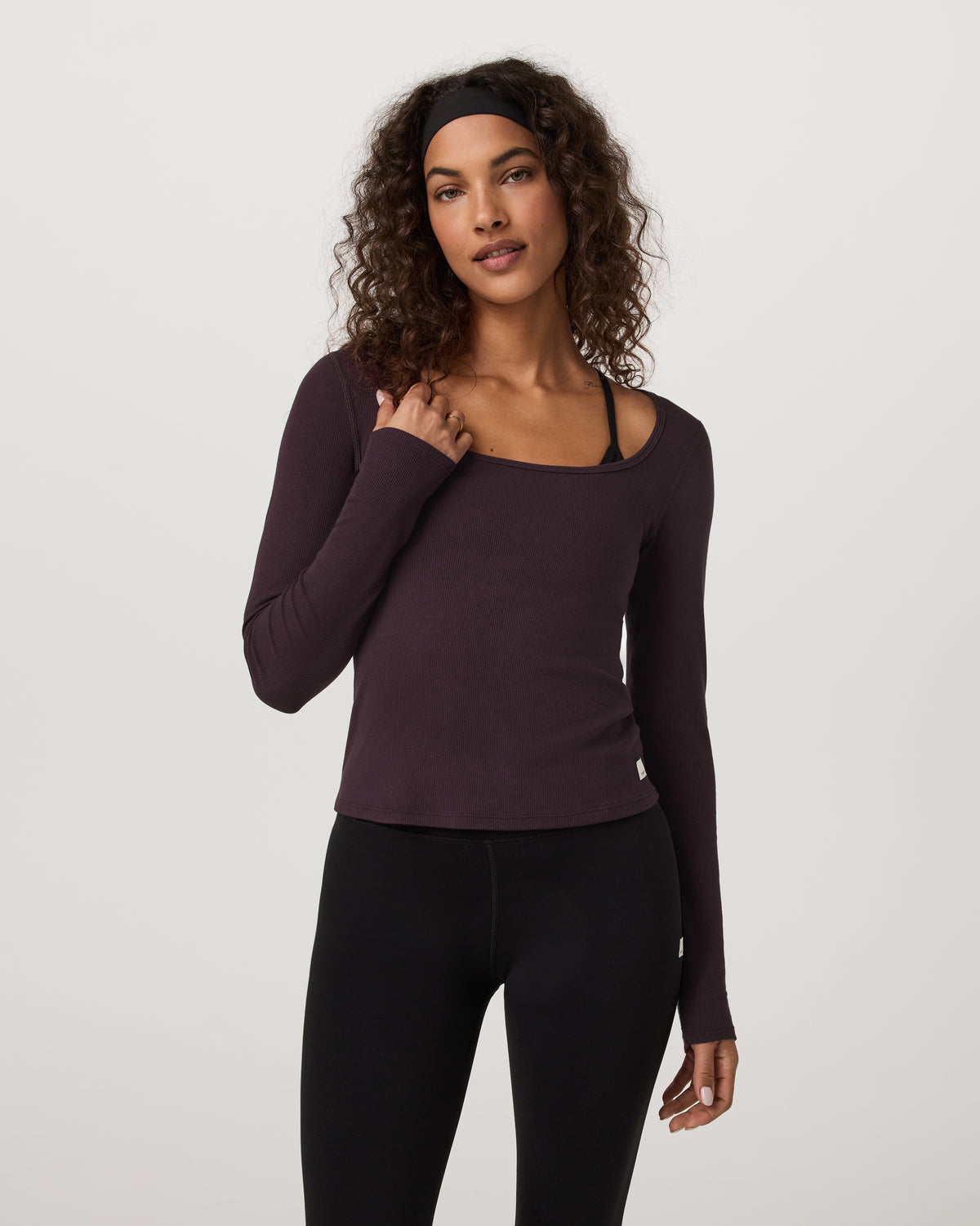 Long Sleeve Cove Ultra Scoop Women's Raisin Shirt | Vuori online - US 5011