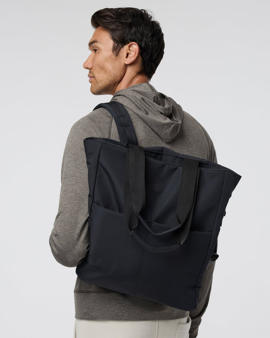 V1 Convertible Tote Bag 2.0 Black | Vuori outlet - US 5494