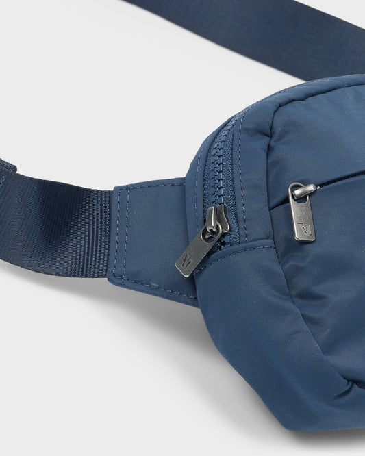 All Around Hip Pack Ocean Blue Versatile Travel Bag | Vuori onsale - US 8355