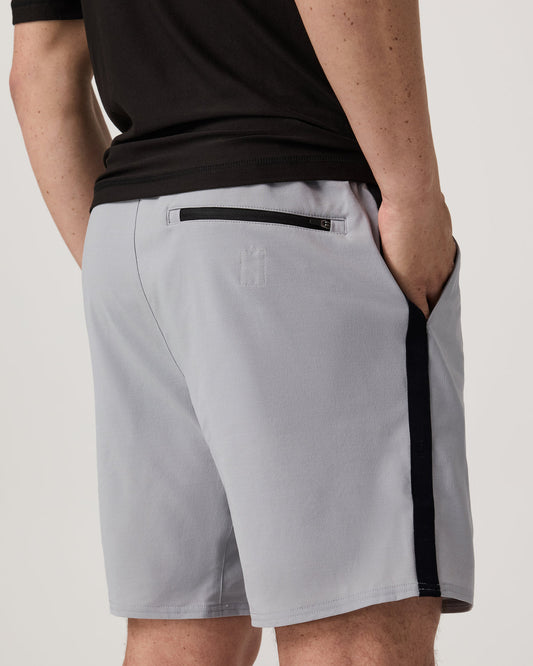 Elevate Kore Utility Short Lined 7" Men's Sea Fog Shorts | Vuori online - US 5153