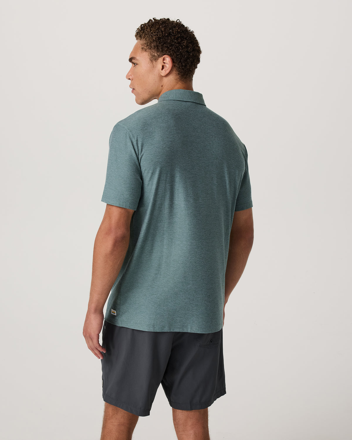 Strato Tech Polo Men's Bluegrass Heather Polo Shirt | Vuori online - US 8626