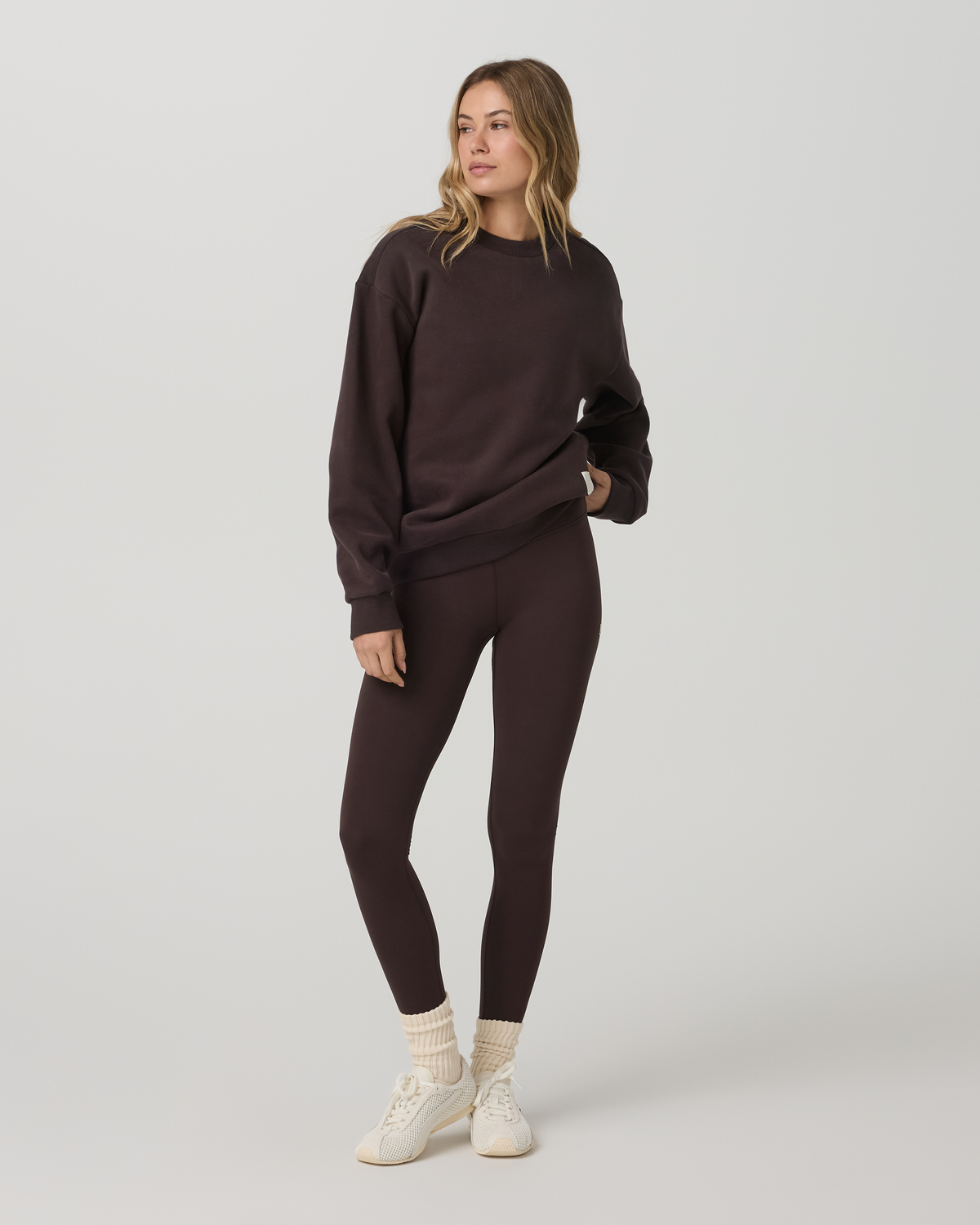 Restore Oversized Crew 2.0 French Roast Sweatshirt | Vuori online - US 8627