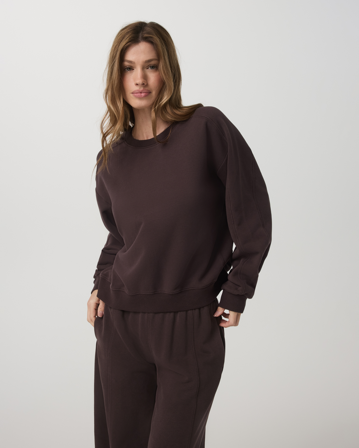 Sedona Seams Crew Women's French Roast Sweatshirt | Vuori shop - US 9715