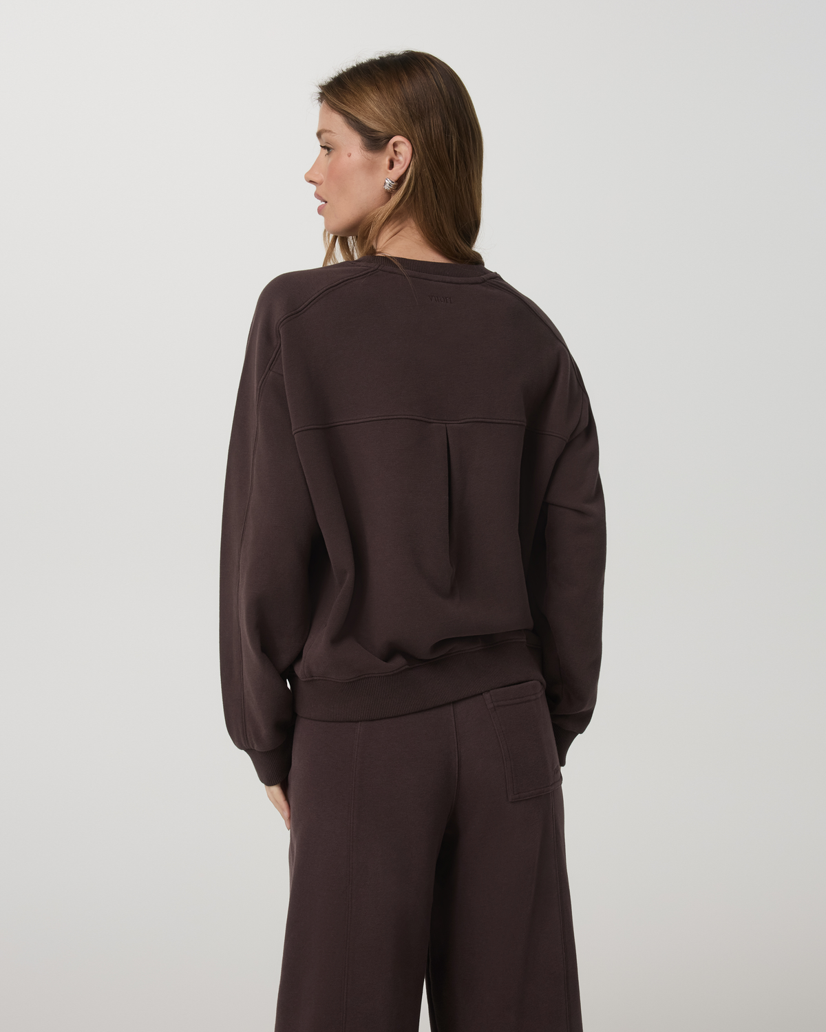 Sedona Seams Crew Women's French Roast Sweatshirt | Vuori shop - US 9715