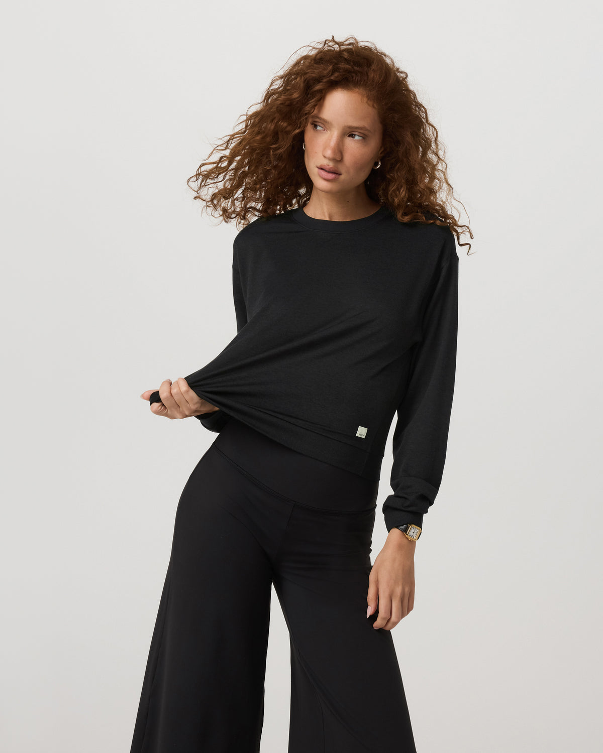 Halo Modern Crew Women's Black Heather Sweatshirt | Vuori sale - US 1643