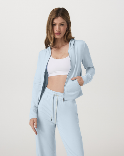 Halo Mini Full Zip Hoodie Soft Sky Heather Cropped Hoodie | Vuori onsale - US 3221