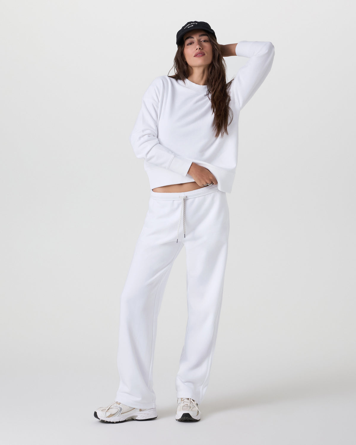 Sedona Weekender Crew Women's White Pullover | Vuori sale - US 7128