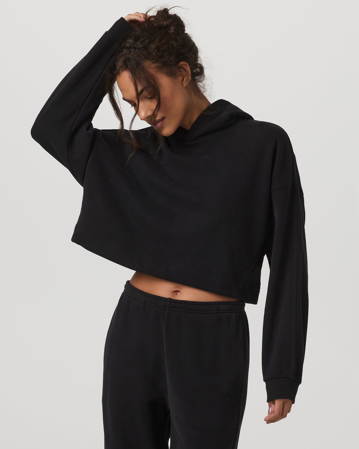 Sedona Pullover Hoodie Women's Black Oversized Hoodie | Vuori for sale - US 6891