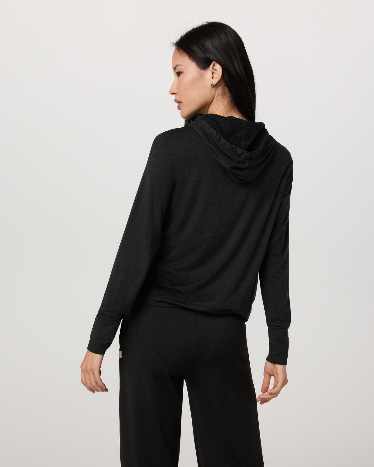 Halo Essential Hoodie Black Heather Sweatshirt | Vuori sale - US 2482