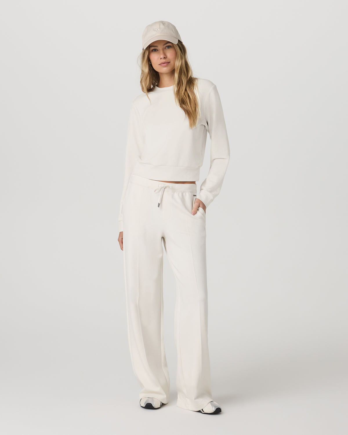 Compose Crew Marshmallow Pullover Fleece Sweatshirt | Vuori discount - US 4196