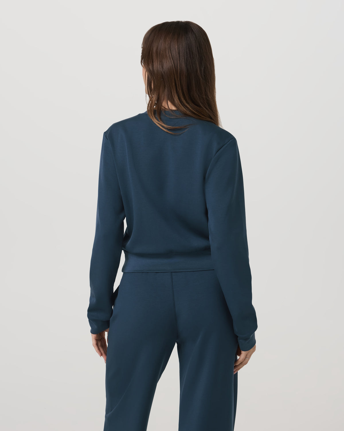 Compose Crew Ocean Blue Pullover Fleece Sweatshirt | Vuori for sale - US 3075