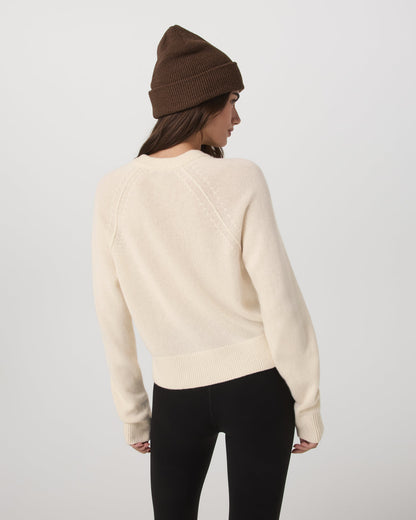 Émilie Cashmere Crew Women's Porcelain Pullover | Vuori onsale - US 4590
