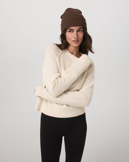 Émilie Cashmere Crew Women's Porcelain Pullover | Vuori onsale - US 4590