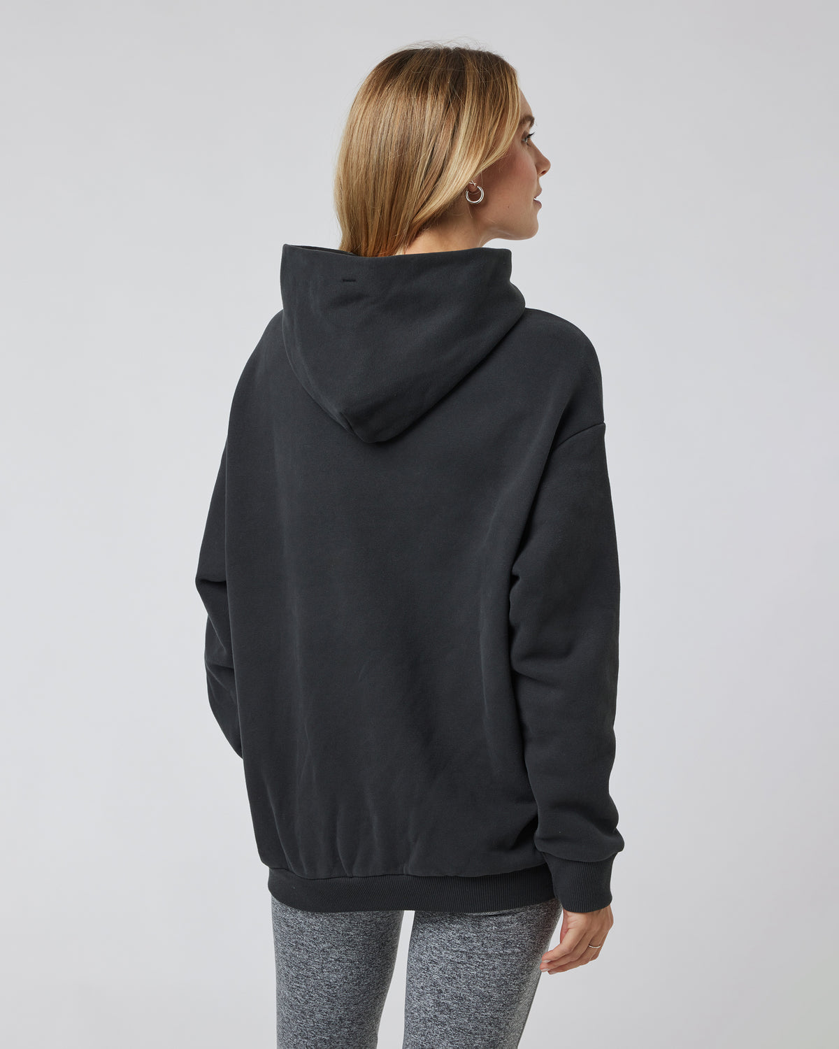 Restore Oversized Hoodie Washed Black | Vuori for sale - US 4546