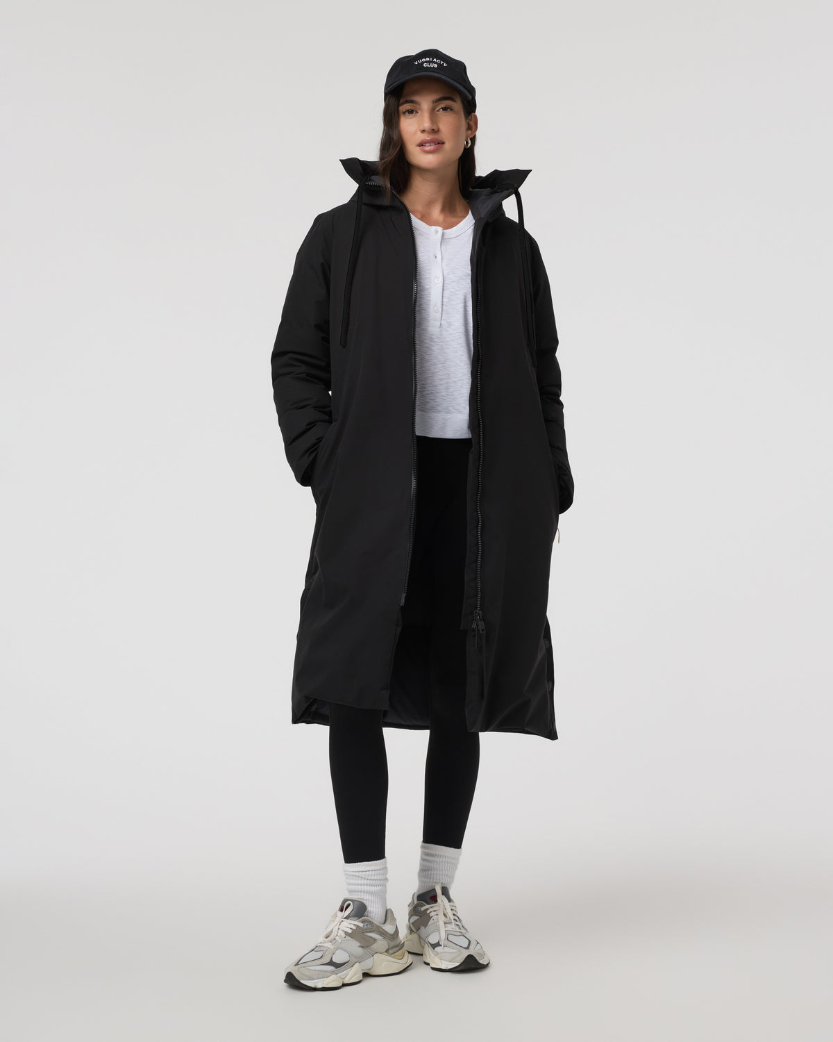 Icelandic Anorak Women's Black Waterproof Jacket | Vuori onsale - US 5029