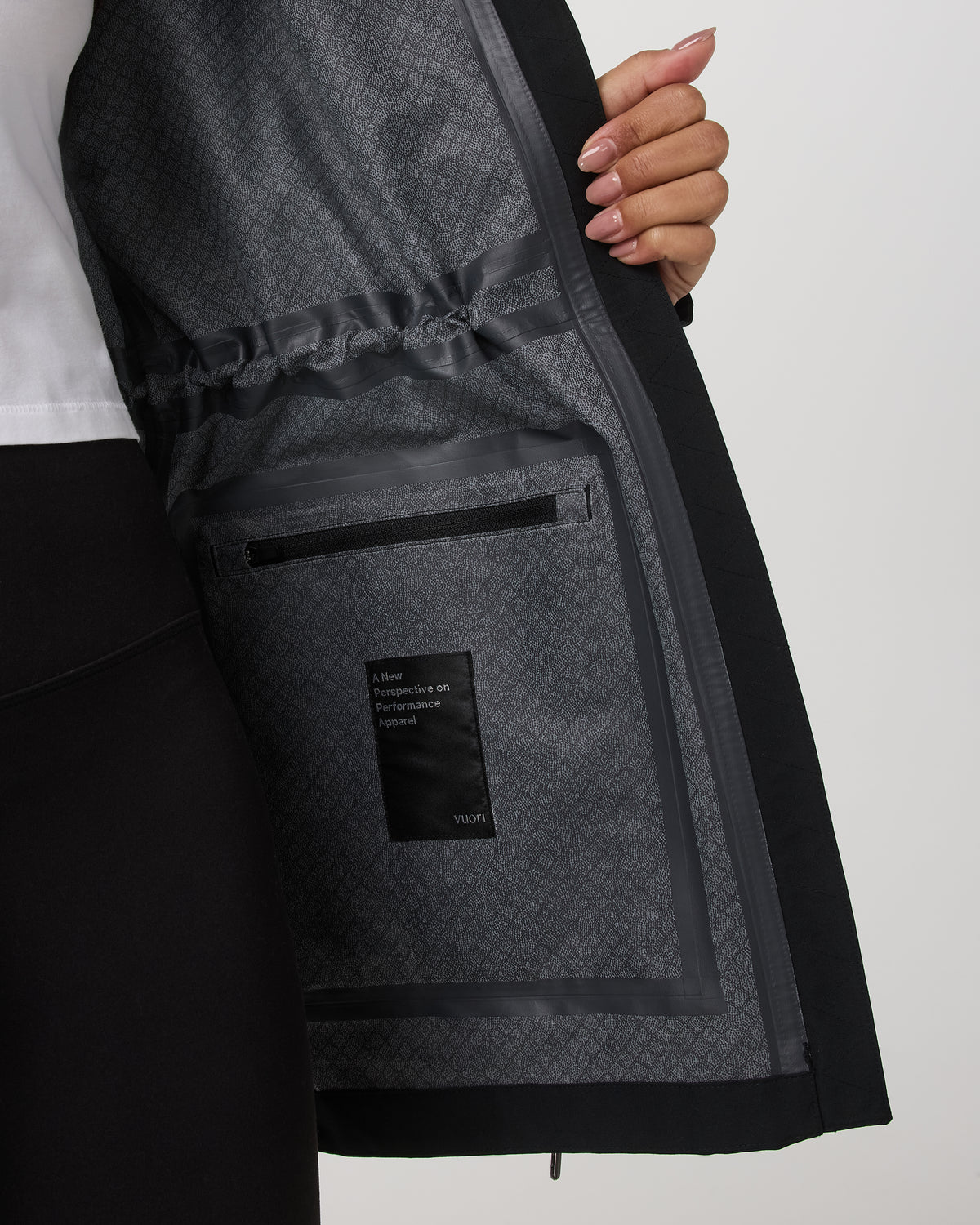 Pfeiffer Rain Jacket Black | Vuori onsale - US 6068
