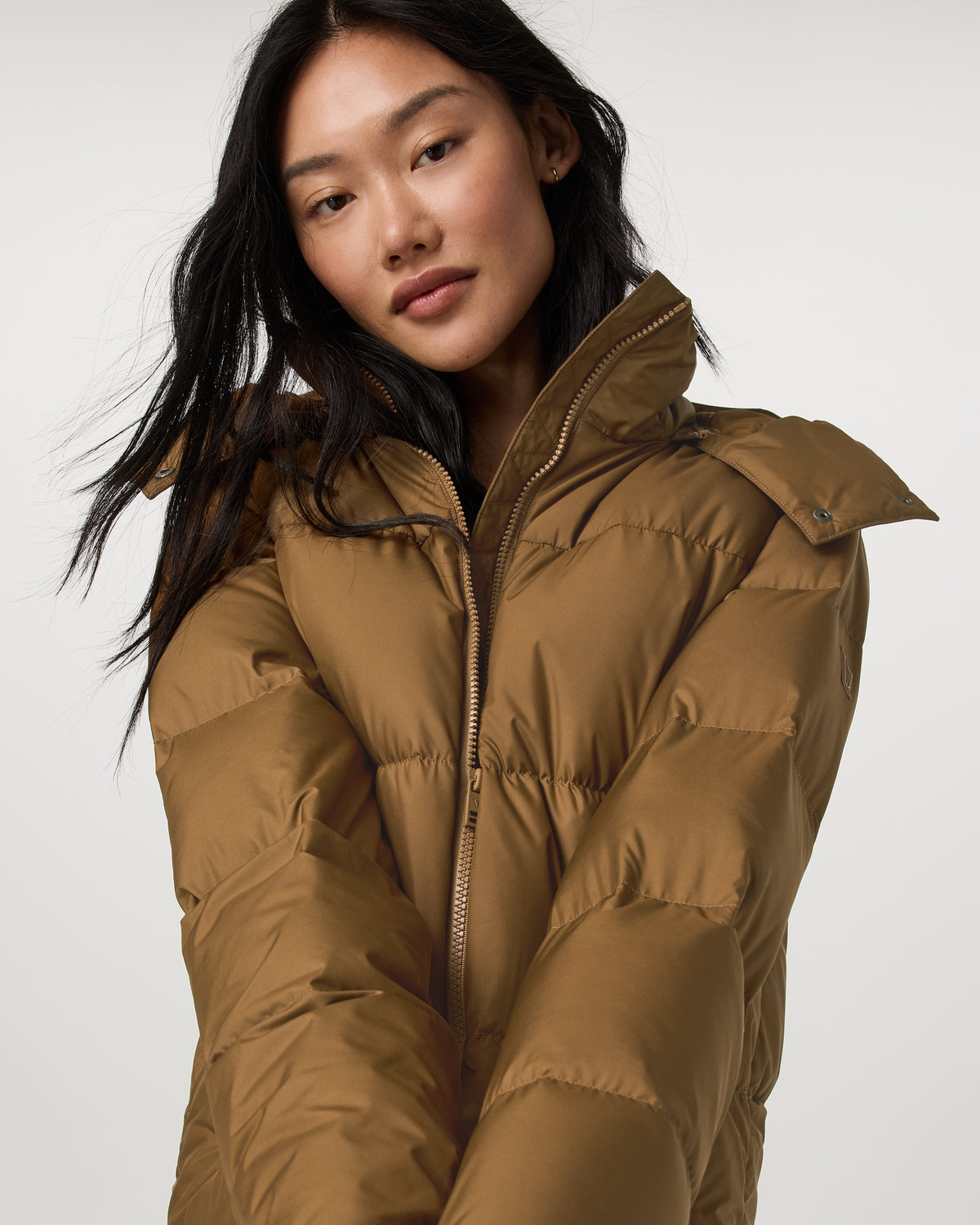 Alta Down Jacket Women's Puffer Jacket in Rum | Vuori onsale - US 6136
