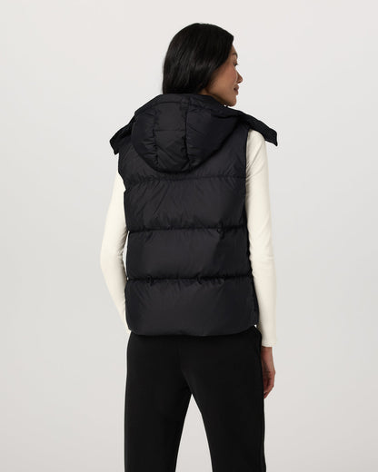 Alta Down Vest Women's Black Sleeveless Vest | Vuori onsale - US 6949
