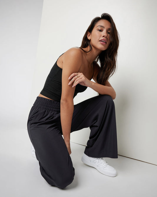 Villa Wideleg - Short Black Wide Leg Pants | Vuori discount - US 3715