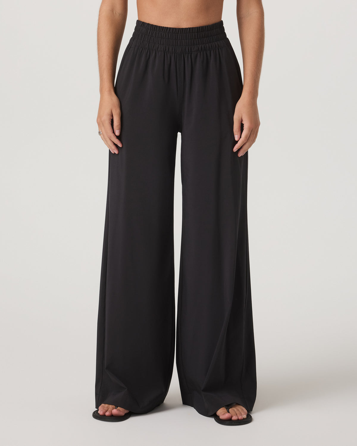 Villa Wideleg Black Lightweight Wide Leg Pants | Vuori shop - US 6460