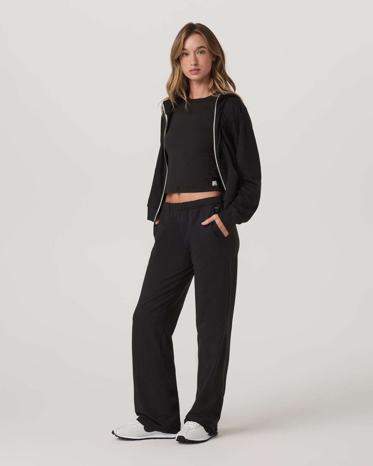 Halo Straight Leg Pant Women's Solid Black Pants | Vuori onsale - US 3169