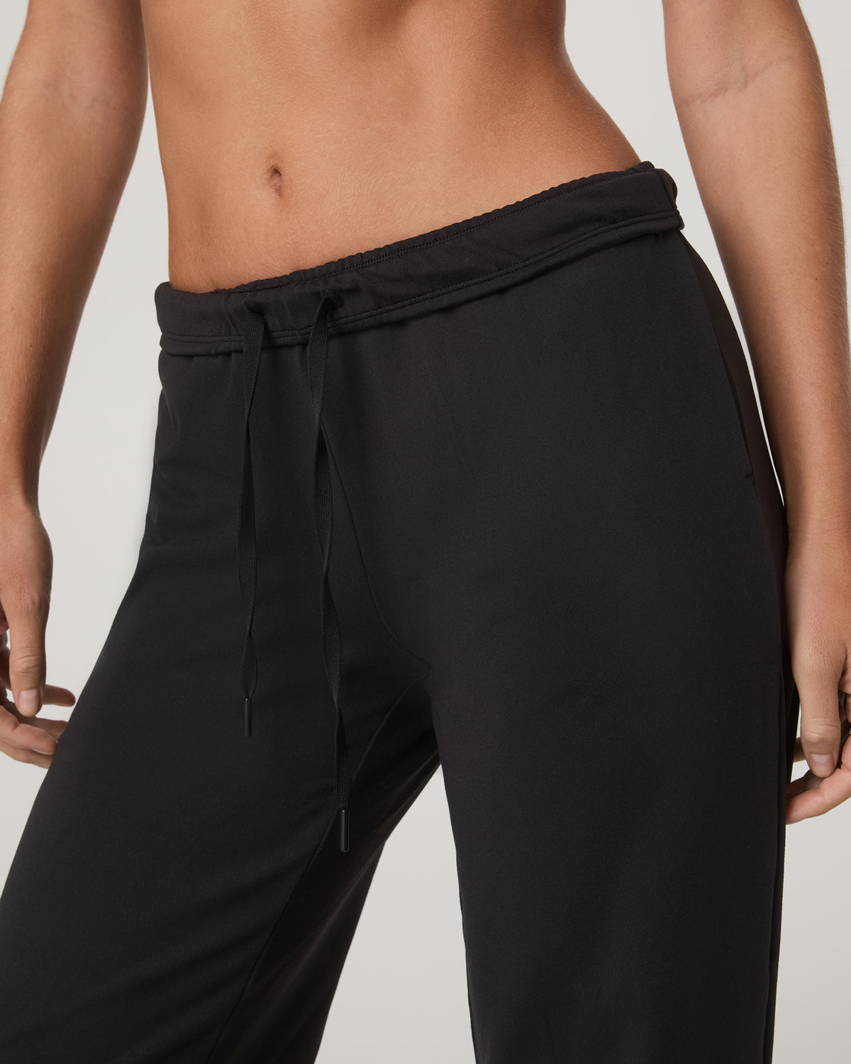Halo Straight Leg Pant Women's Solid Black Pants | Vuori onsale - US 3169