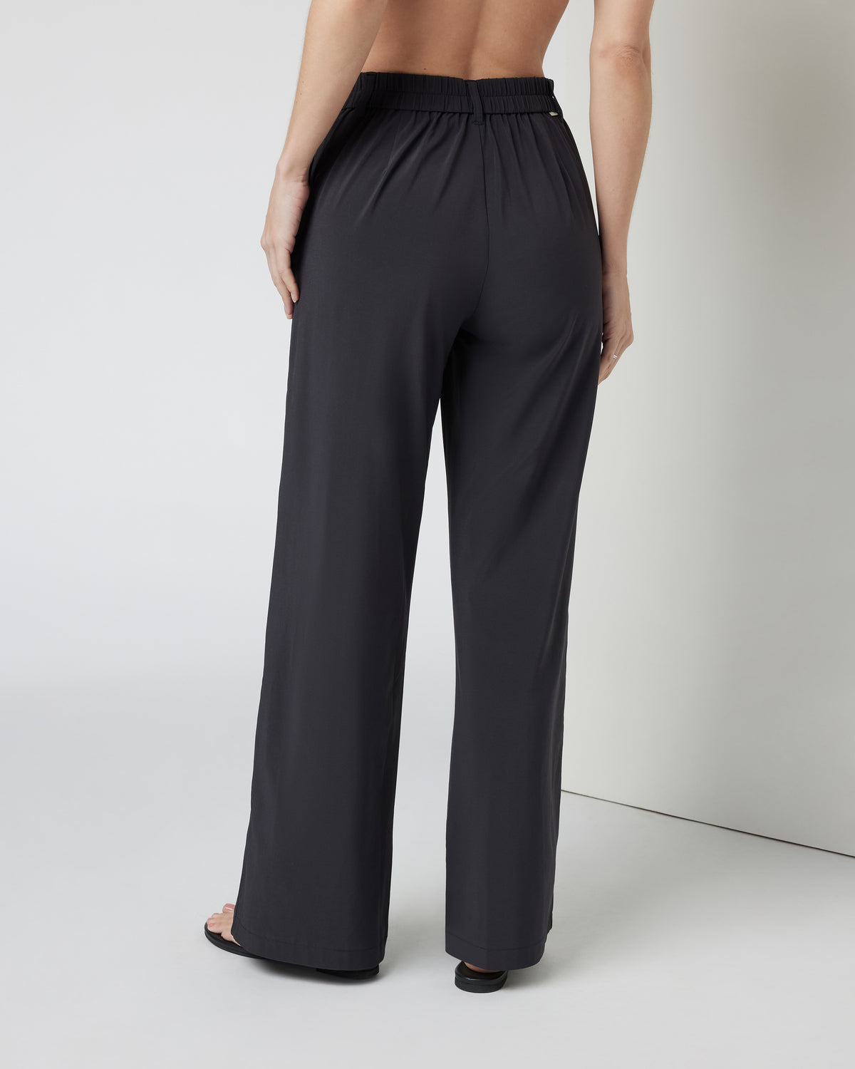 Villa Trouser-Short Black Tailored Pants | Vuori sale - US 9835