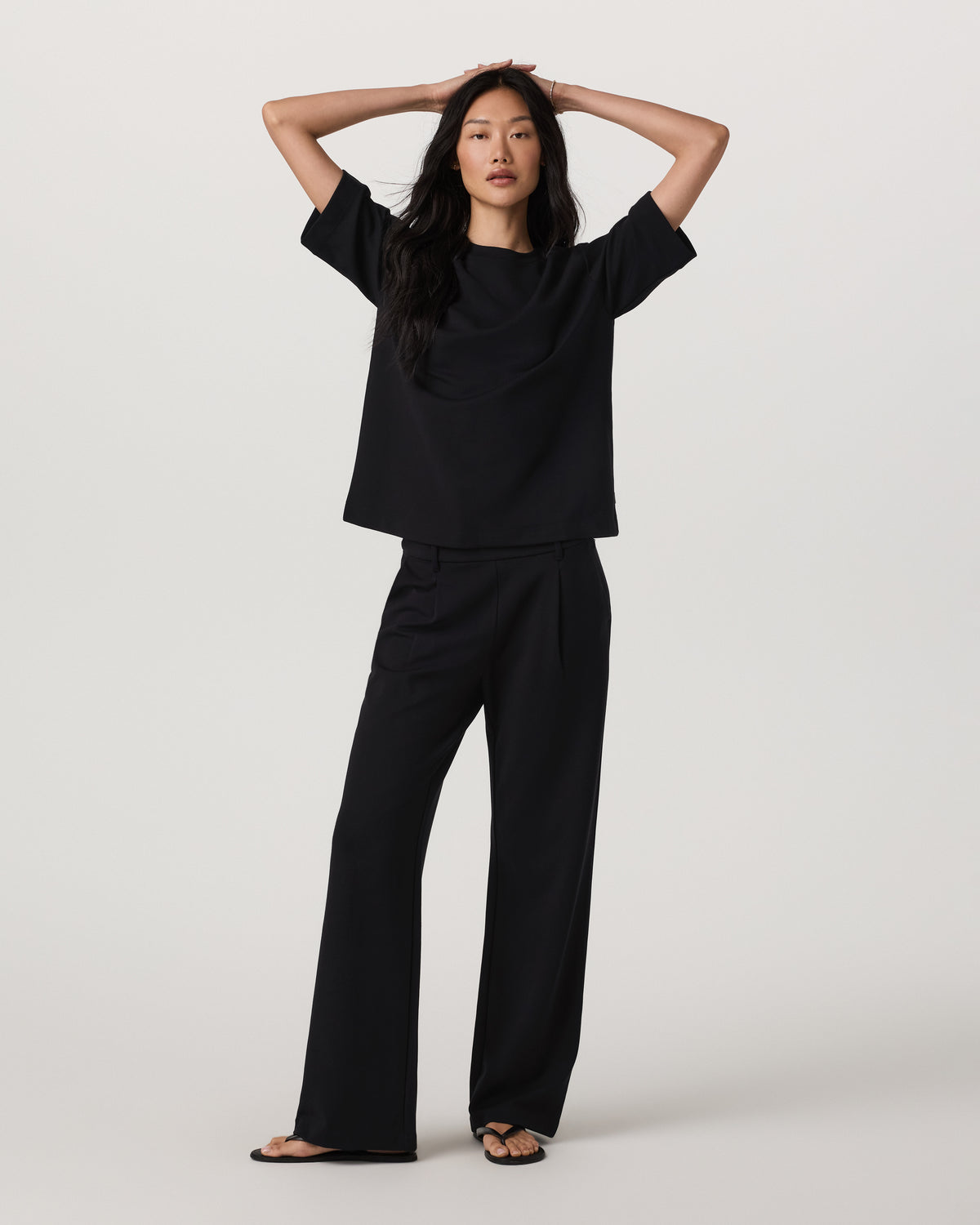 Maven Wideleg Pant Women's Black Lounge Pants | Vuori onsale - US 1266