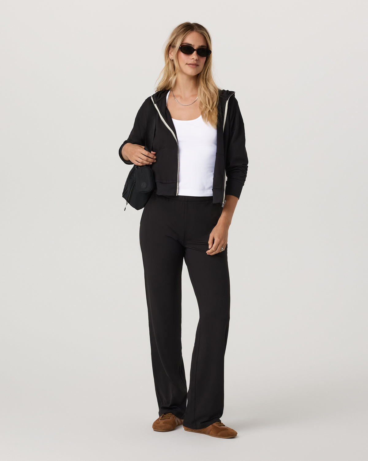 Halo Straight Leg - Long Women's Solid Black Pants | Vuori discount - US 7811