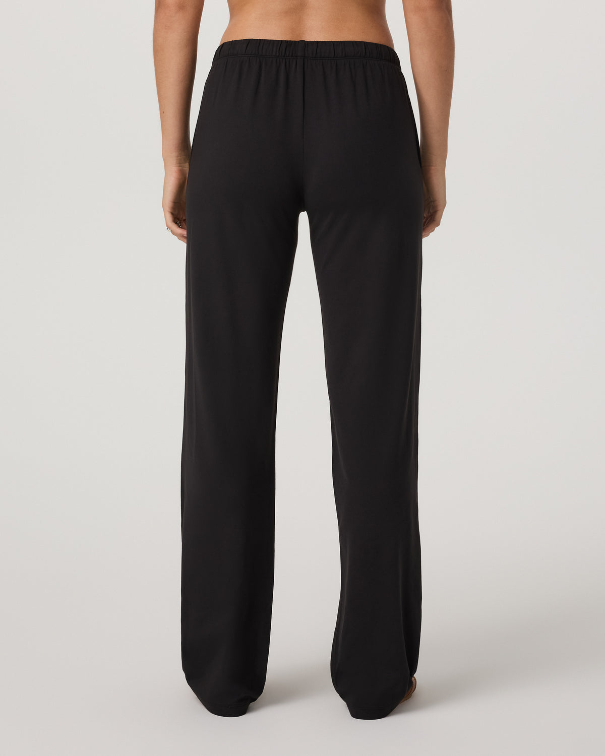 Halo Straight Leg - Long Women's Solid Black Pants | Vuori discount - US 7811