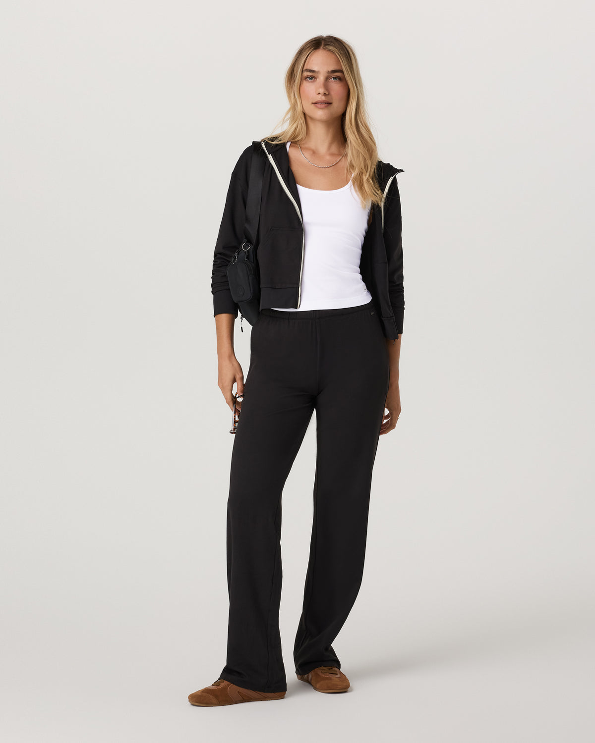 Halo Straight Leg - Long Women's Solid Black Pants | Vuori discount - US 7811