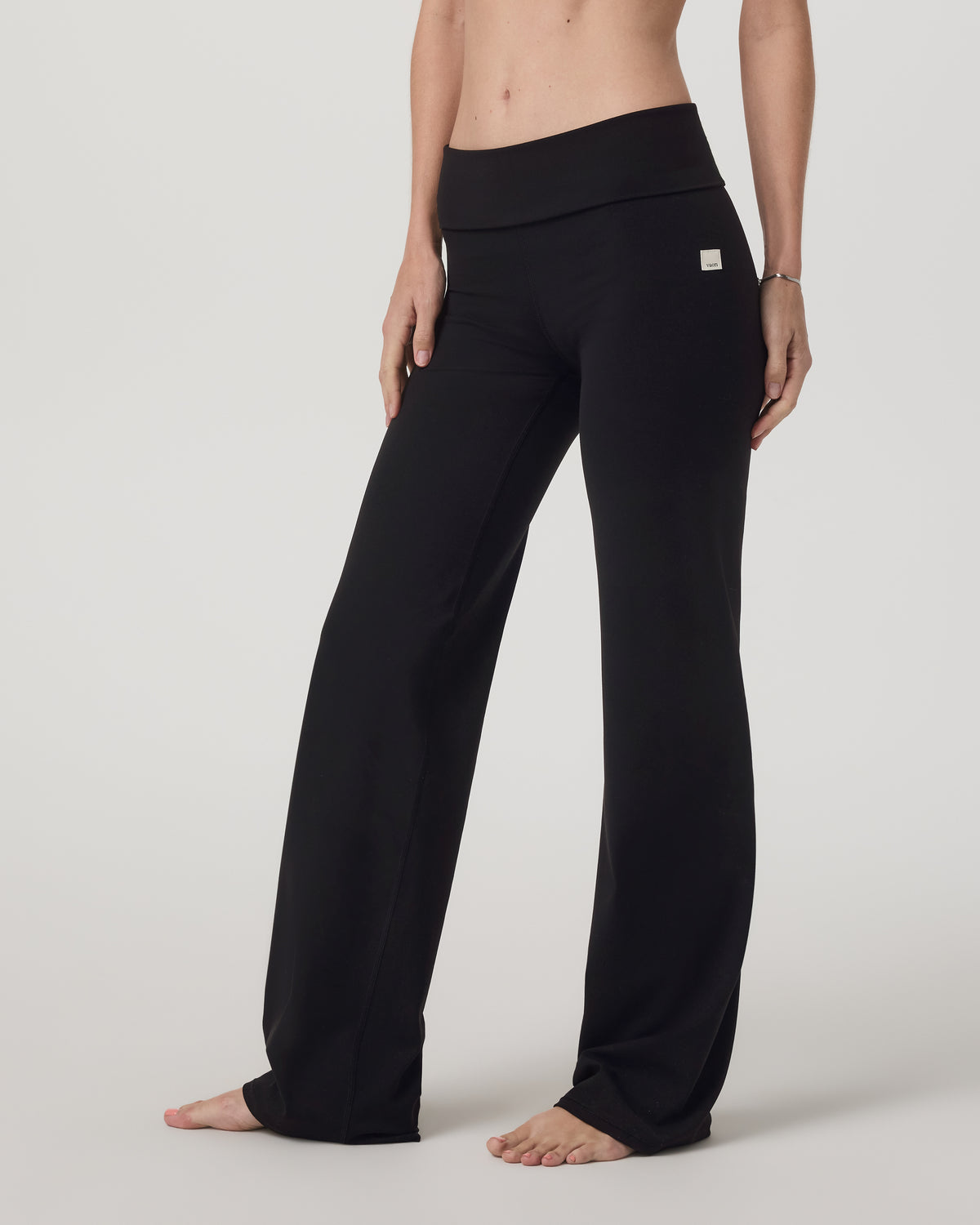 Vuori AllTheFeels™ Foldover Pant Women's Black Pants | Vuori for sale - US 1135