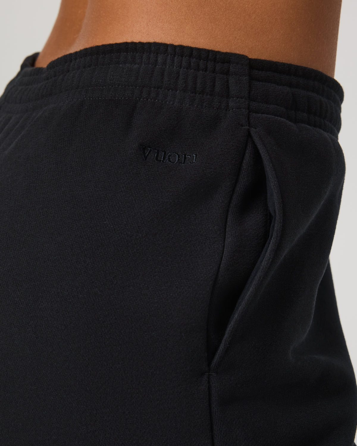 Restore Straight Leg Sweatpant – Short Washed Black | Vuori online - US 5383