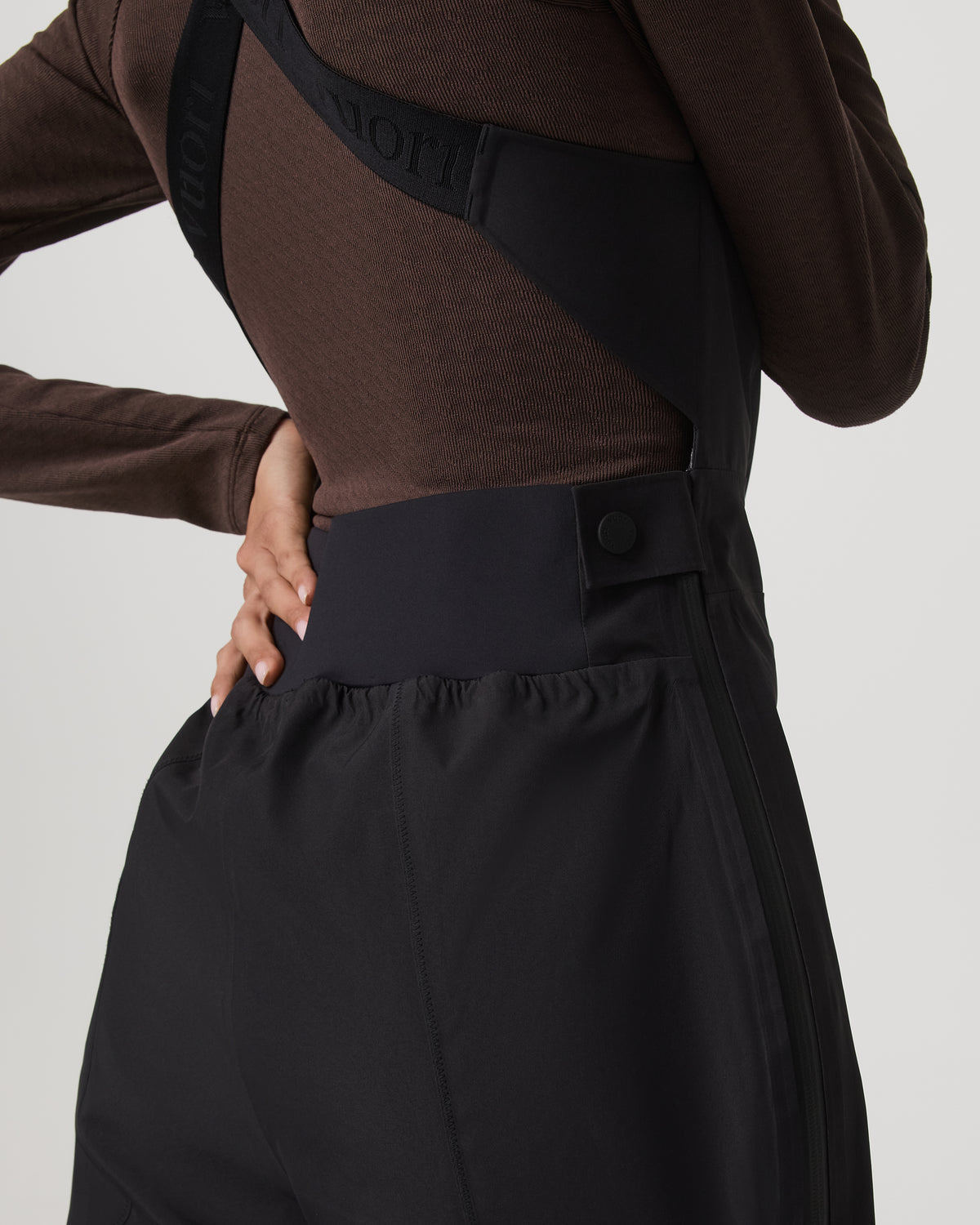 Women's Taika Snow Bib Black Ski/Board Bottoms | Vuori onsale - US 5708