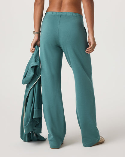 Women's Halo Modern Strght Leg Pant - Short Bluegrass | Vuori sale - US 6473