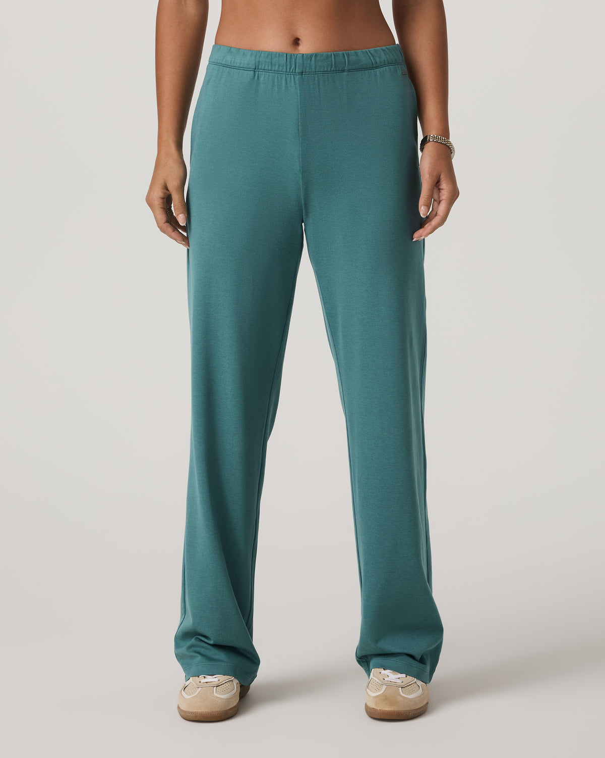 Halo Straight Leg - Long Women's Bluegrass Heather Pant | Vuori onsale - US 3354