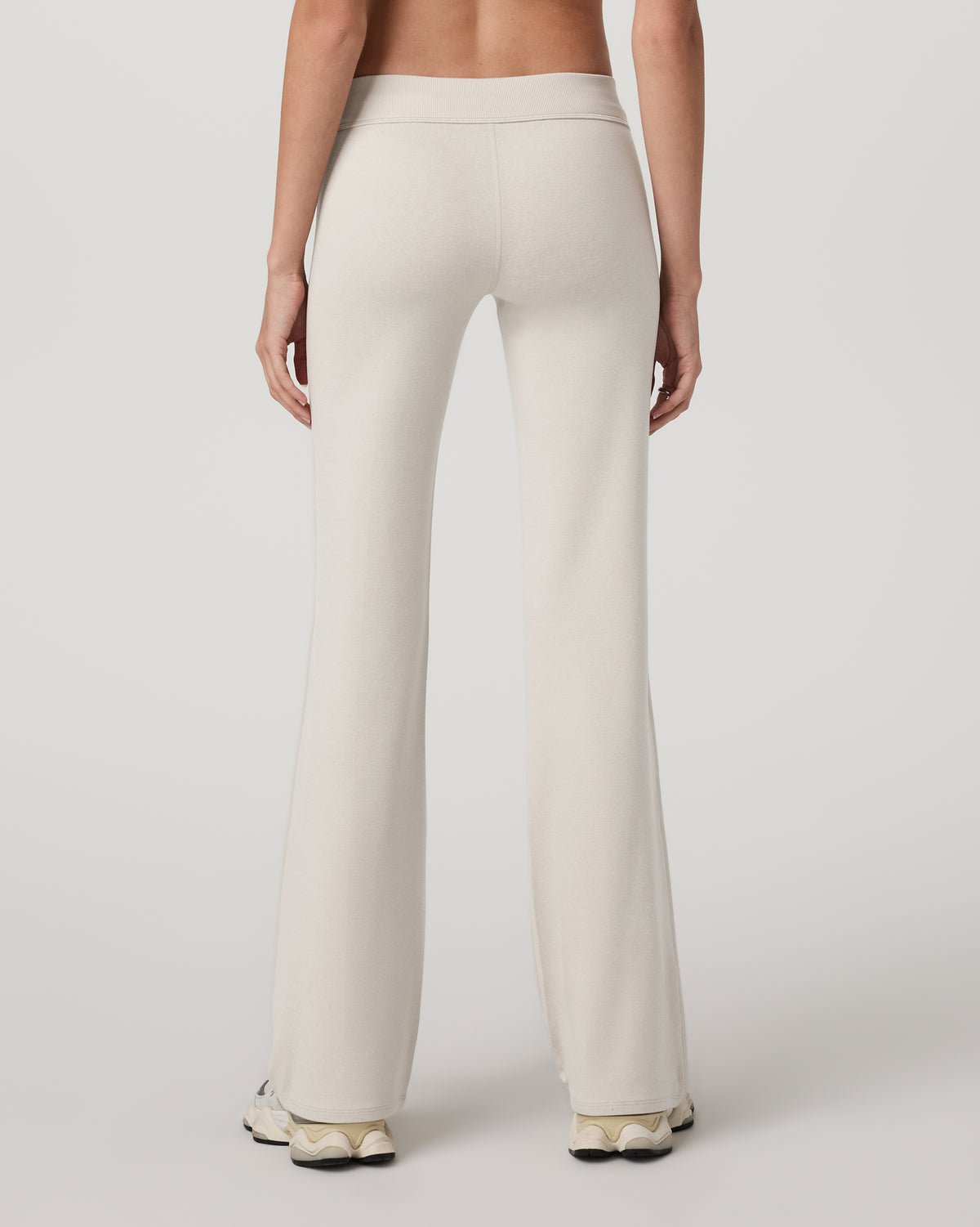 Halo Flare Pant Women's Ecru Heather Pants | Vuori for sale - US 4094