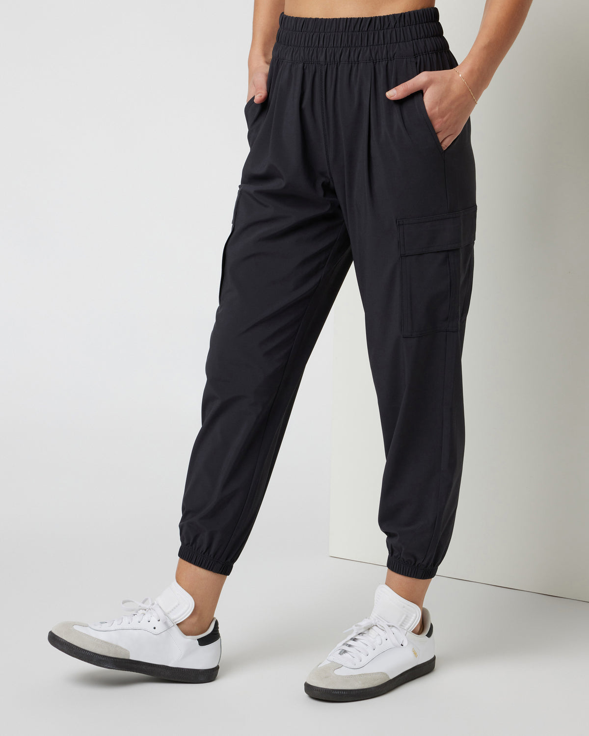 Villa Cargo Jogger Women's Black Cargo Jogger Pants | Vuori outlet - US 2070