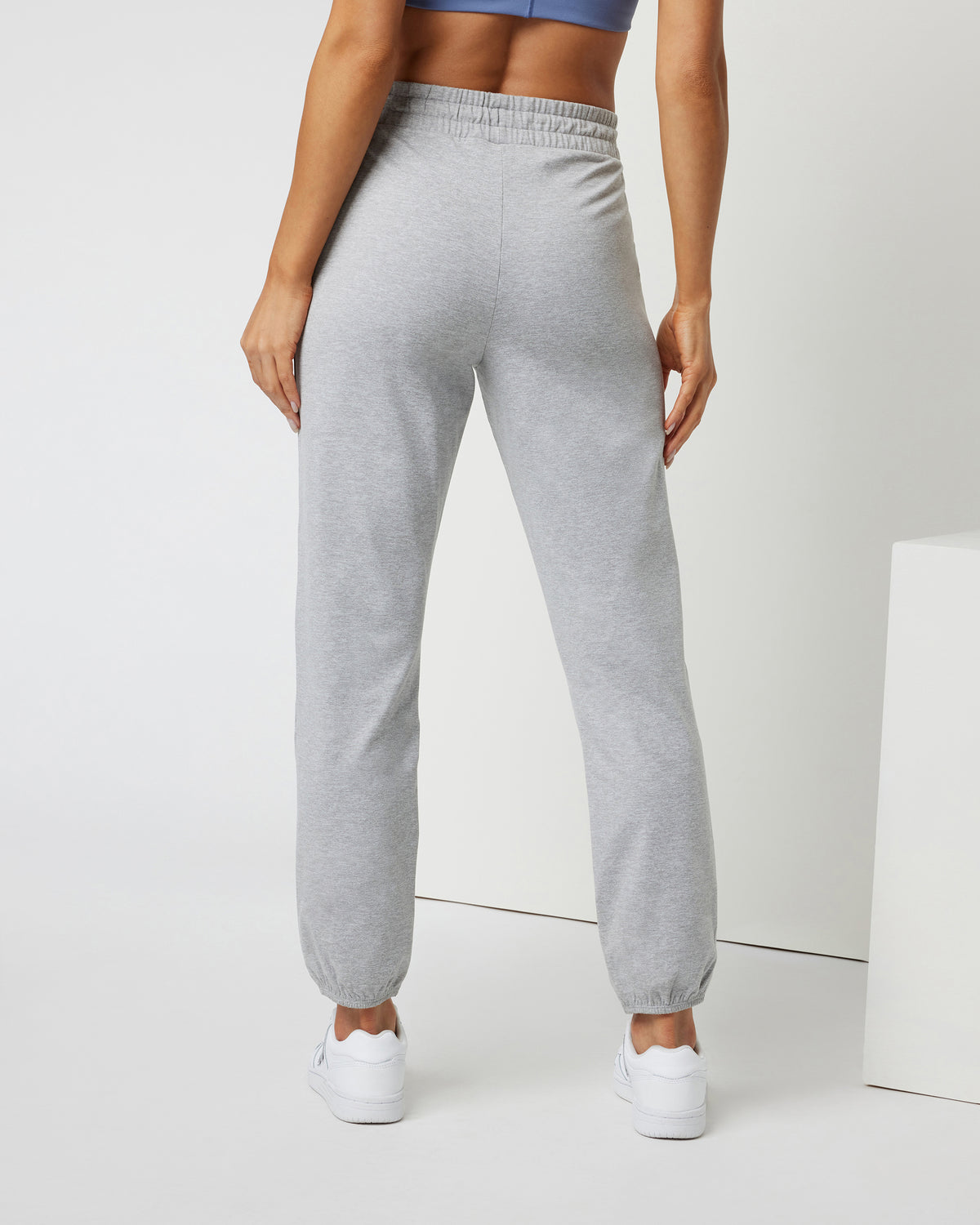 Granite Performance Jogger Light Heather Grey | Vuori for sale - US 8985
