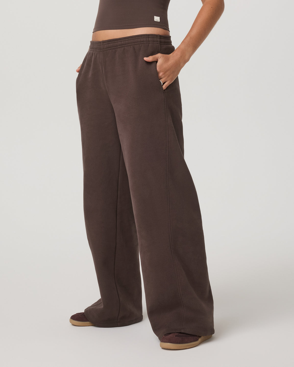Restore Ultra Wideleg Sweatpant Women's Java Pants | Vuori online - US 1174