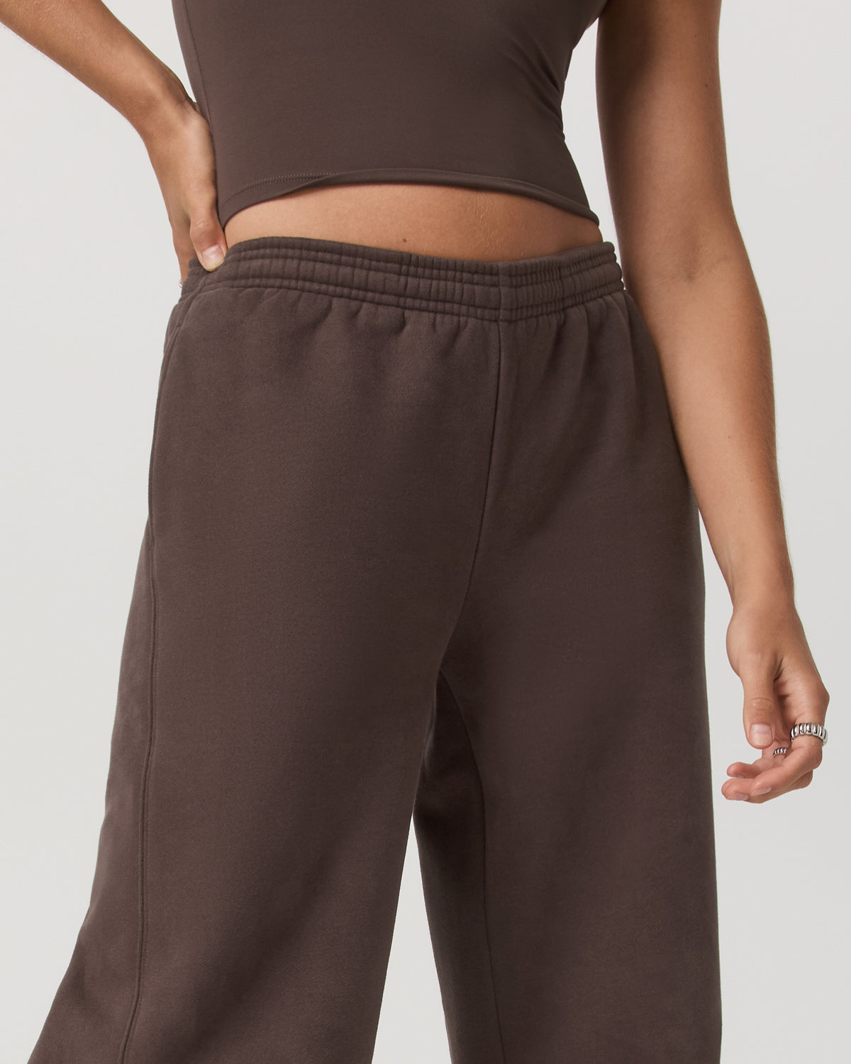 Restore Ultra Wideleg Sweatpant Women's Java Pants | Vuori online - US 1174