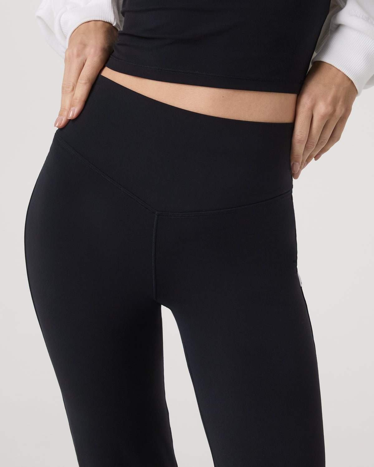 Vuori AllTheForm™ Flare Women's Black Flare Leggings | Vuori online - US 4176