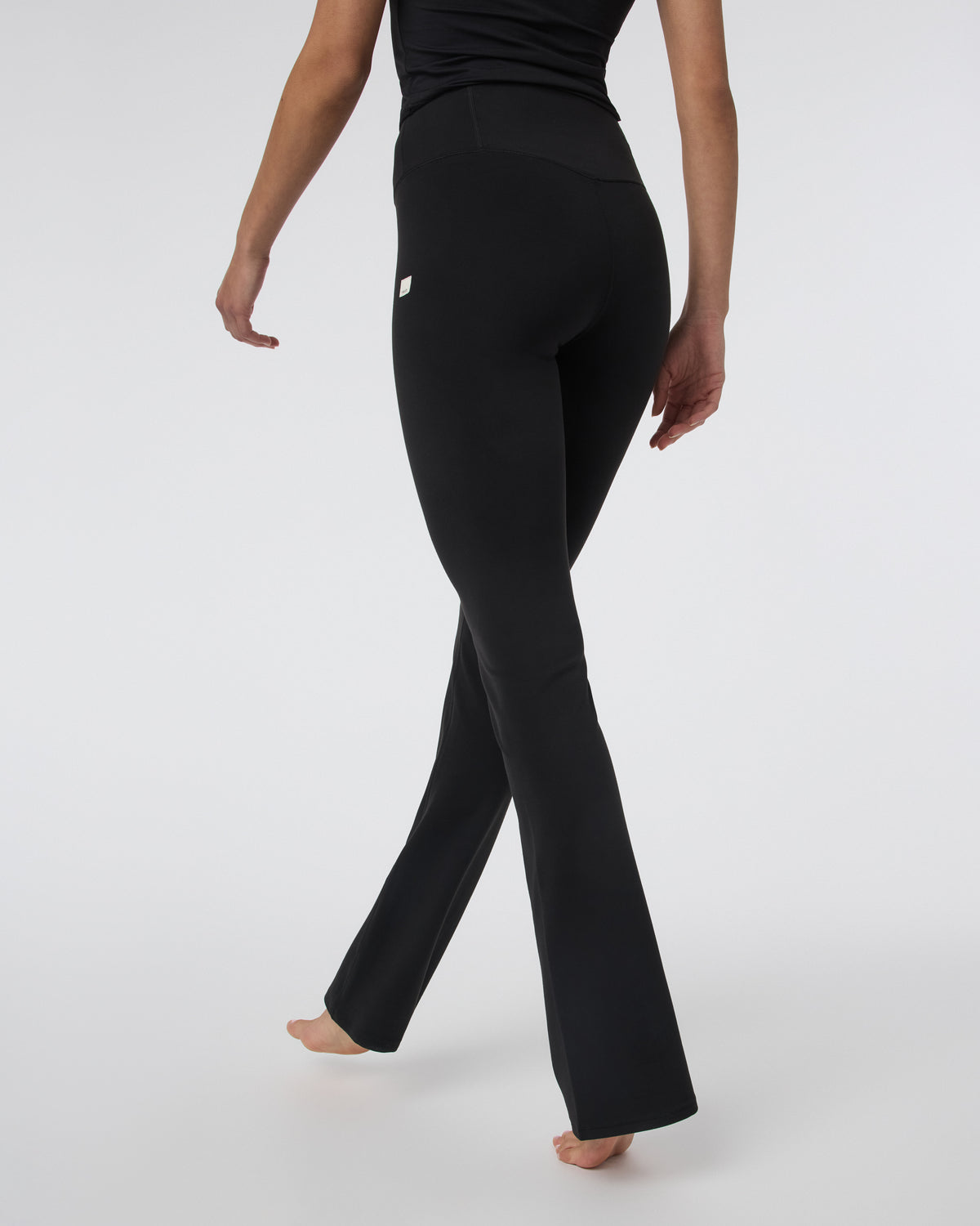 Vuori AllTheFeels™ Slim Flare - Short Black | Vuori onsale - US 9817