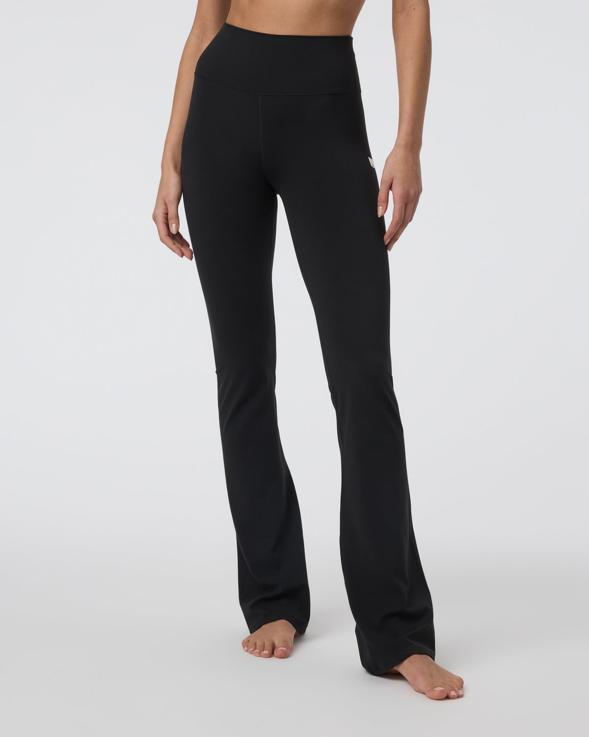 Vuori AllTheFeels™ Slim Flare Black | Vuori discount - US 9470