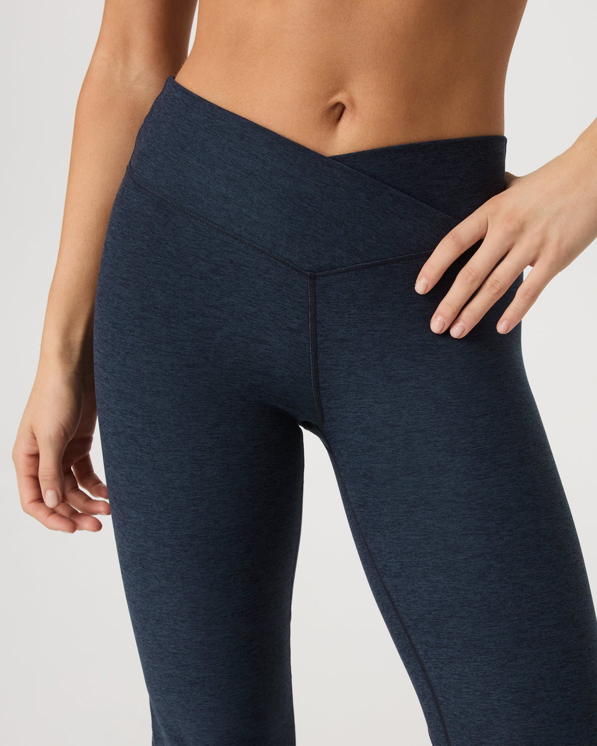 Elevation Rhythm Flare Midnight Heather | Vuori shop - US 6619