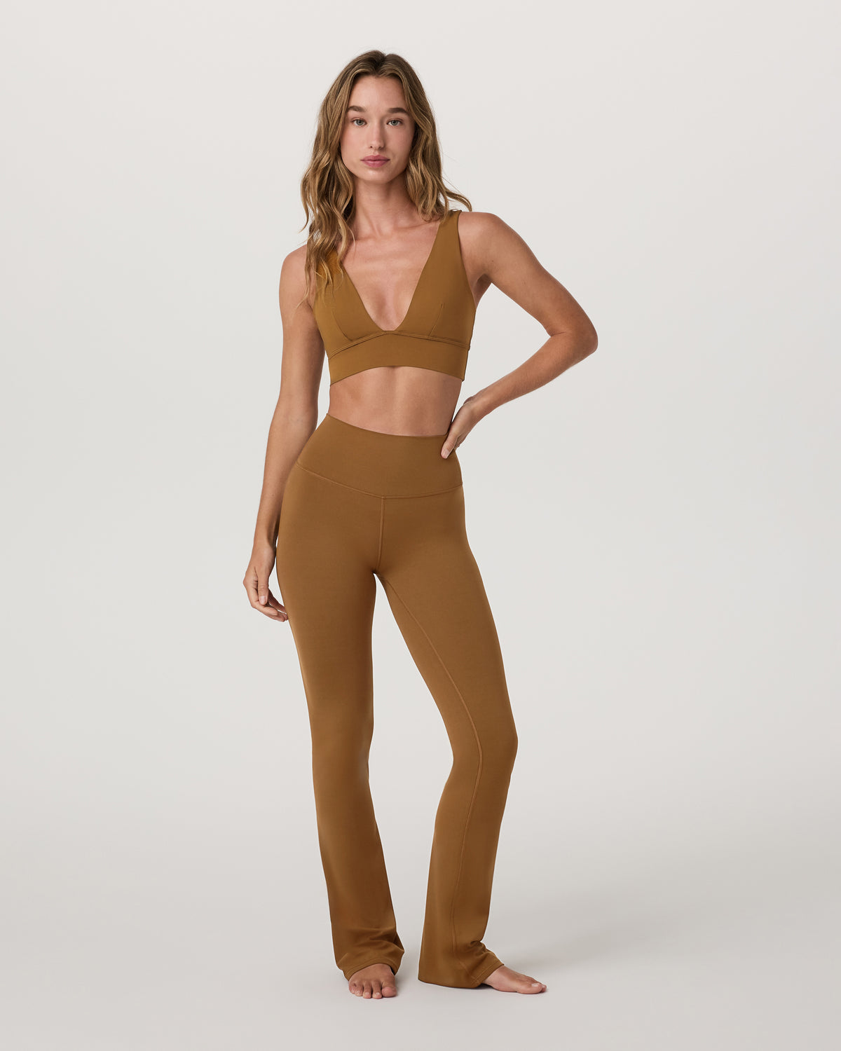 Vuori AllTheFeels™ Slim Flare Women's Rum Leggings | Vuori for sale - US 4907