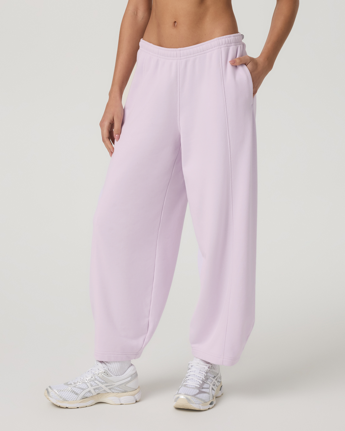 Sedona Barrel Sweatpant Women's Lilac Breeze Sweatpants | Vuori outlet - US 3100